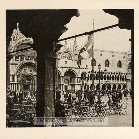 venezia_schnstein_foto_03.jpg