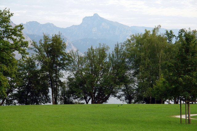 montagneintornoallagotraunsee.jpg